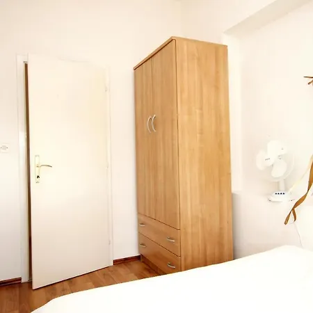 189b Завалатица